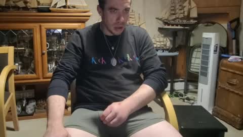 xxScubaStevexx online show from 9, 4, 2026