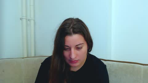 helen_adams_ online show from 25, 1, 2025