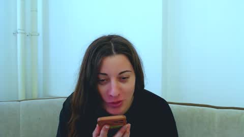 helen_adams_ online show from 22, 2, 2025