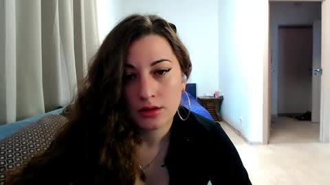 helen_adams_ online show from 5, 5, 2026