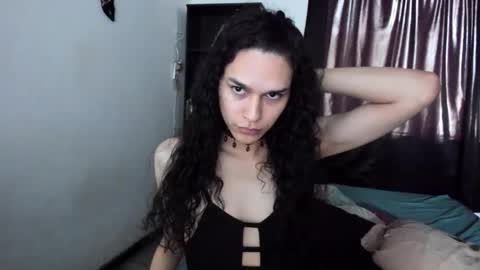 Snapshot of helena_spellman chatting on 13, 11, 2025 helena_spellman online show from 13, 11, 2025