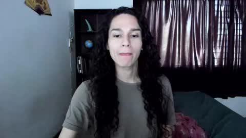 Snapshot of helena_spellman chatting on 22, 4, 2026 helena_spellman online show from 22, 4, 2026