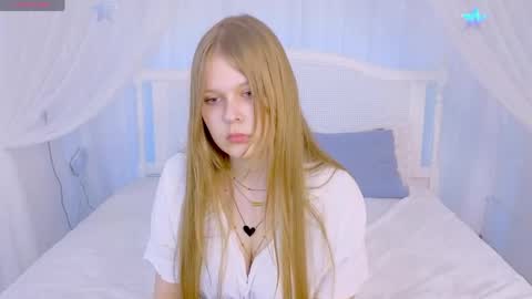 Snapshot of helena_tvs chatting on 31, 5, 2026 Helena online show from 31, 5, 2026