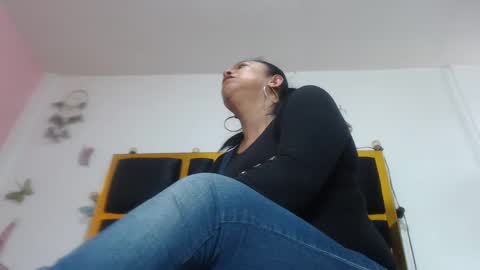 helenahotwet online show from 10, 10, 2025