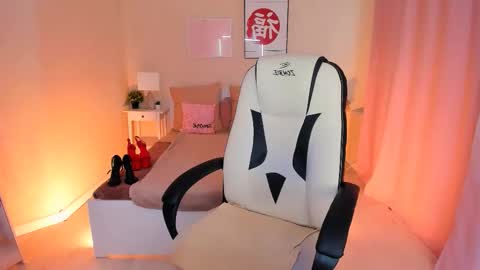 Helena online show from 18, 10, 2025