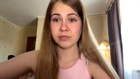 Chloe online show from 10, 5, 2026