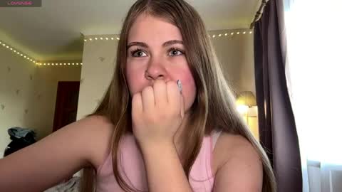 Chloe online show from 11, 5, 2026