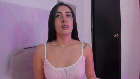    online show from 1, 11, 2025