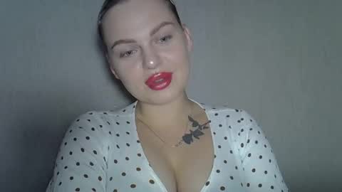 Snapshot of helga_now chatting on 8, 10, 2025 helga_now online show from 8, 10, 2025