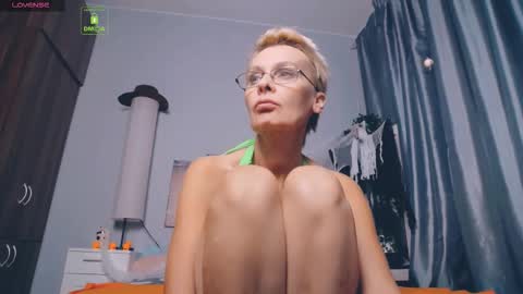 Helga online show from 7, 10, 2025