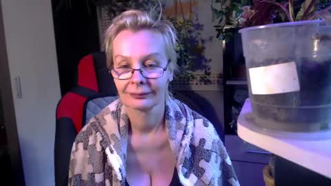 Snapshot of helgahimmele chatting on 19, 5, 2026 Helga online show from 19, 5, 2026