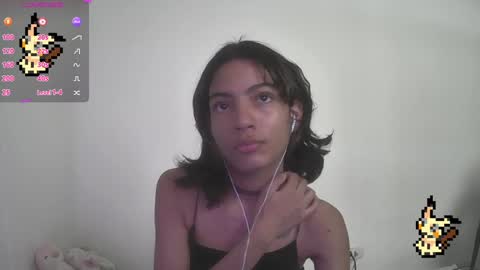 Snapshot of helia_n_amy chatting on 23, 1, 2025 Helia Transfem and Amy online show from 23, 1, 2025