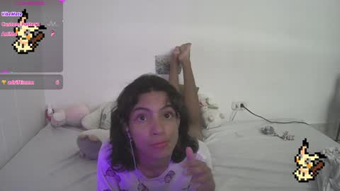Snapshot of helia_n_amy chatting on 30, 1, 2025 Helia Transfem and Amy online show from 30, 1, 2025