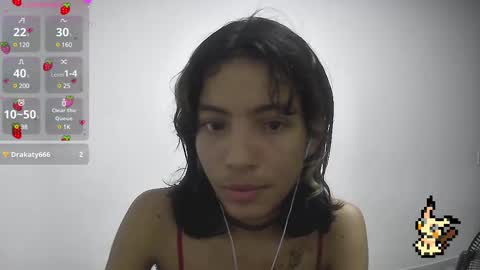 Snapshot of helia_n_amy chatting on 13, 2, 2025 Helia Transfem and Amy online show from 13, 2, 2025