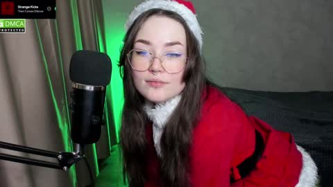 Red online show from 24, 12, 2024