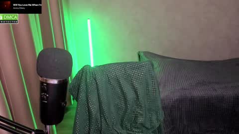 Red online show from 28, 1, 2025