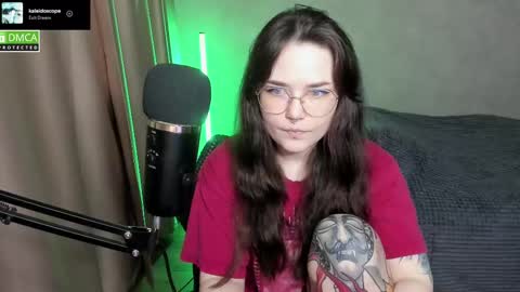 Red online show from 11, 3, 2025