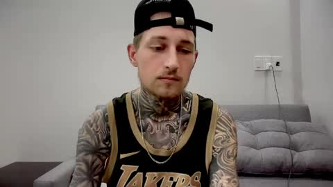 Snapshot of hellacozy chatting on 19, 4, 2026 hellacozy online show from 19, 4, 2026