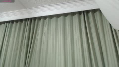 Snapshot of hellen_garcia chatting on 2, 12, 2024 Hellen online show from 2, 12, 2024