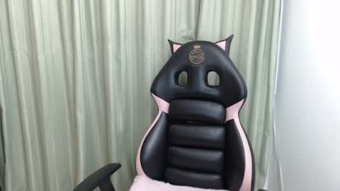 Snapshot of hellen_garcia chatting on 7, 1, 2025 Hellen online show from 7, 1, 2025