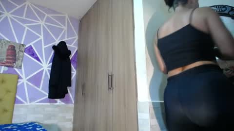 Snapshot of hellen_maya chatting on 18, 5, 2026 hellen maya online show from 18, 5, 2026
