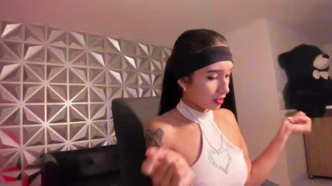 Snapshot of hellen_tease chatting on 12, 9, 2025 Hellen online show from 12, 9, 2025