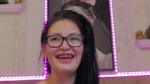    online show from 26, 2, 2025