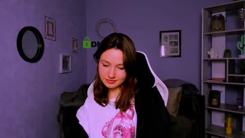 Helli online show from 10, 3, 2025