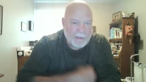 Snapshot of helloforfun111 chatting on 23, 9, 2025 helloforfun111 online show from 23, 9, 2025