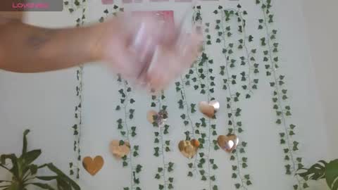 hellokitty_valery1 online show from 18, 4, 2026