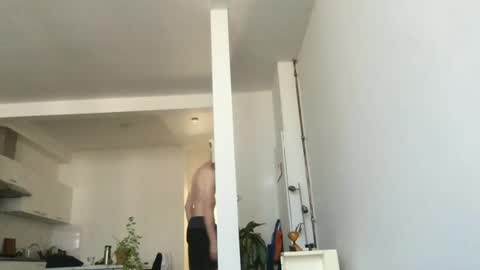 Snapshot of hellolucas69 chatting on 16, 6, 2026 Lucas online show from 16, 6, 2026