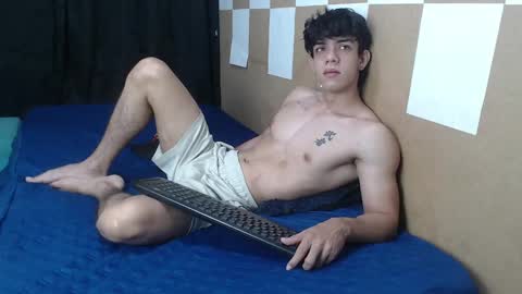 Snapshot of henry_gandy chatting on 5, 2, 2025 HENRY GANDY online show from 5, 2, 2025