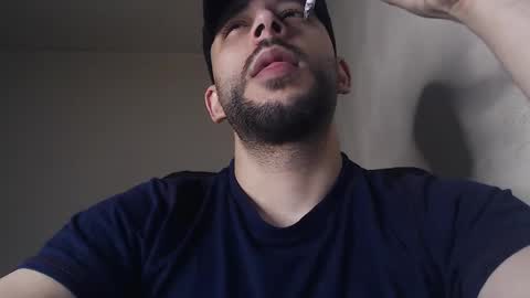 Snapshot of henryaxe chatting on 22, 5, 2026 HenryAxe online show from 22, 5, 2026