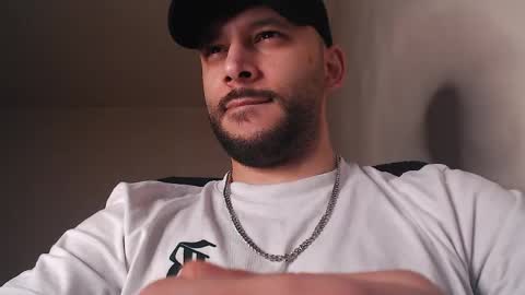 Snapshot of henryaxe chatting on 23, 5, 2026 HenryAxe online show from 23, 5, 2026