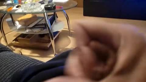 Snapshot of henrybones2021 chatting on 19, 10, 2025 Henrybones online show from 19, 10, 2025