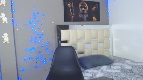 Snapshot of hera_divine chatting on 27, 1, 2025 HERA online show from 27, 1, 2025