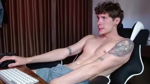 Snapshot of hercules__ chatting on 22, 3, 2026 Gregblonde Alextattoo online show from 22, 3, 2026