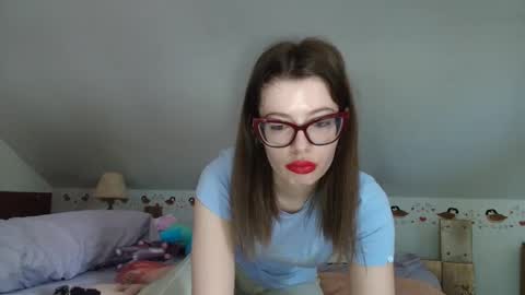 Snapshot of herdiaries4u chatting on 12, 4, 2026 herdiaries4u online show from 12, 4, 2026