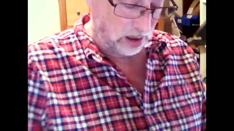 Snapshot of hereford66 chatting on 6, 4, 2026 hereford66 online show from 6, 4, 2026