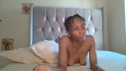 Snapshot of hergirl6 chatting on 5, 4, 2026 Miah Jay online show from 5, 4, 2026