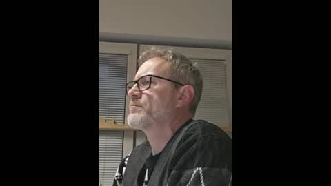 Snapshot of hering76 chatting on 23, 12, 2025 hering76 online show from 23, 12, 2025