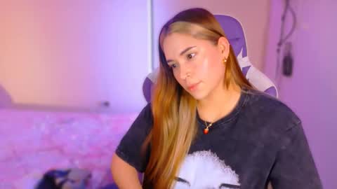 hermione_blonde online show from 26, 2, 2026