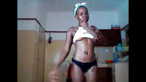 Snapshot of herslatt chatting on 16, 5, 2026 herslatt online show from 16, 5, 2026