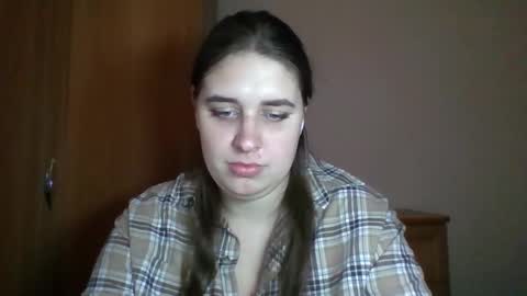 hess_luna_ online show from 28, 10, 2025