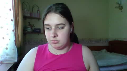 Snapshot of hess_luna_ chatting on 19, 6, 2026 hess_luna_ online show from 19, 6, 2026