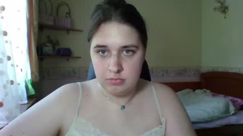 Snapshot of hess_luna_ chatting on 16, 7, 2026 hess_luna_ online show from 16, 7, 2026