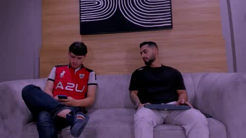 heteros men online show from 1, 12, 2025