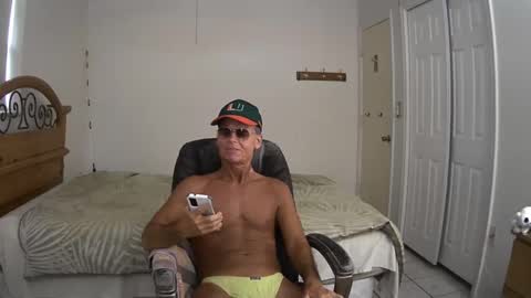 hewes1 online show from 8, 9, 2025