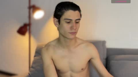 Snapshot of hey_cesard chatting on 28, 5, 2026 hey_cesard online show from 28, 5, 2026