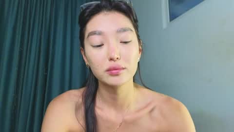 Audrey online show from 23, 4, 2026